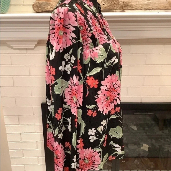 #151 Stunning Draper James RSVP Floral Print Button Up Blouse Sz Medium - Picture 5 of 9